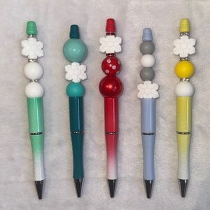 5 piece- I love snowflakes themed handcrafted beaded pens set.